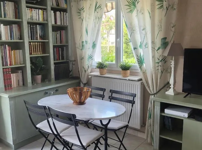 Le Pape Meuble Tourisme 3 Etoiles *